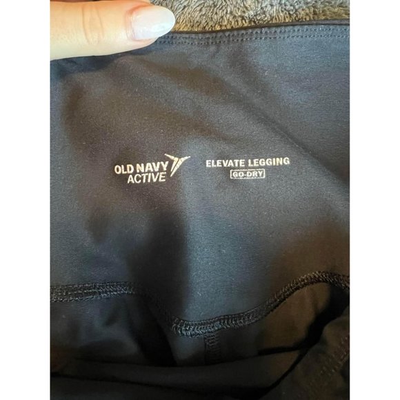 Old Navy Elevate Powersoft Black Pocket Leggings - Size Small - Picture 3 of 4